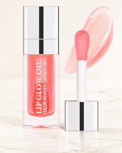 Dew Kiss open with doe-foot applicator and gloss swatch